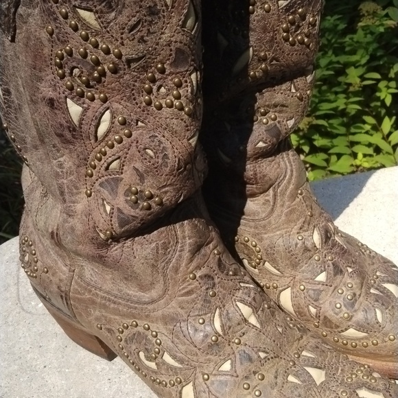 Corral Bone Inlay Studded Boot size 9.5 M - Picture 11 of 14